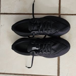 Nike Zoom Winflo shoes